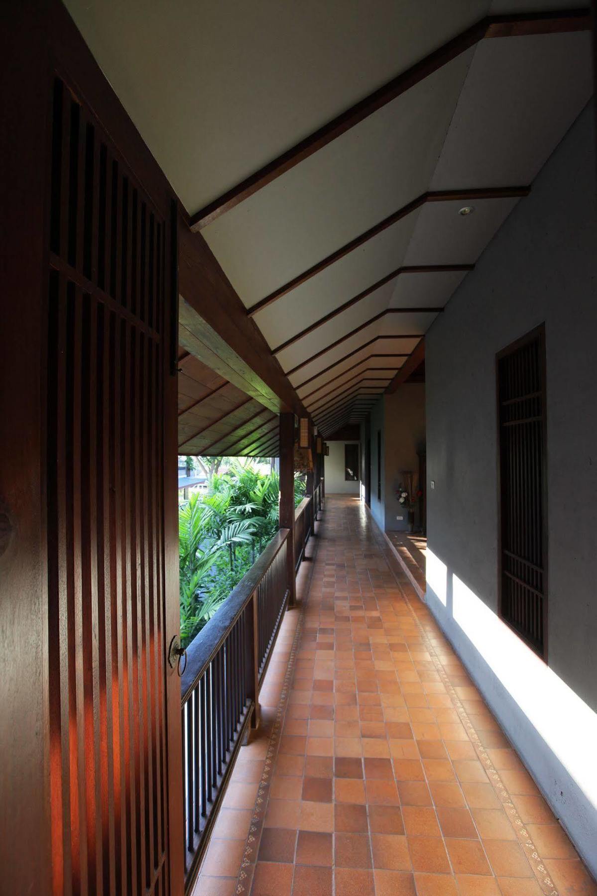 Baan Lapoon Hotel Lamphun Exterior photo